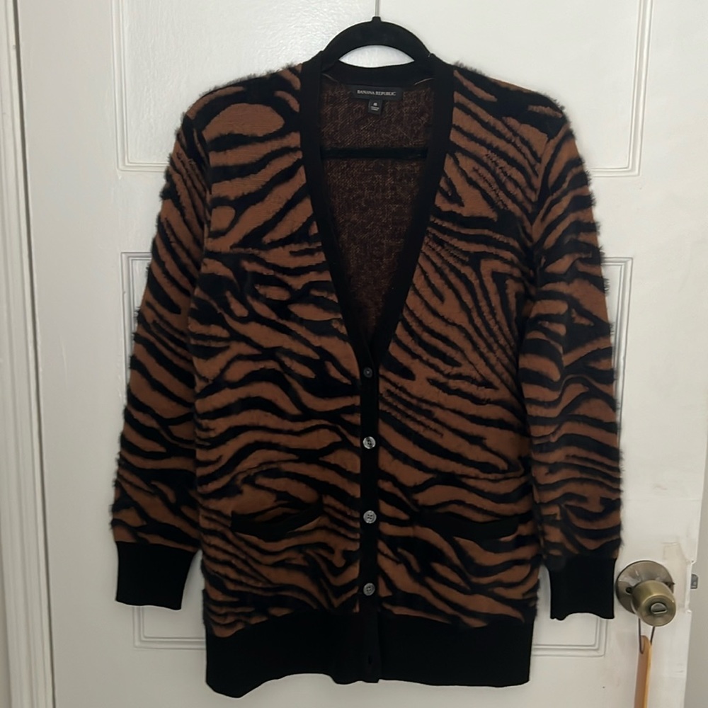 Banana Republic cardigan, worn maybe twice, like new.